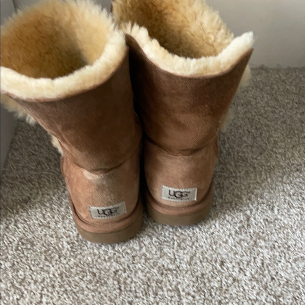 Bailey Button Uggs